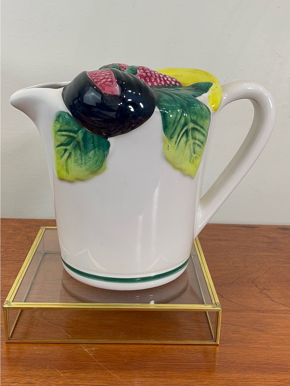 Ceramic Fruit-Accent White Pitcher carafe Green Leaves - HIMARK made in Italy